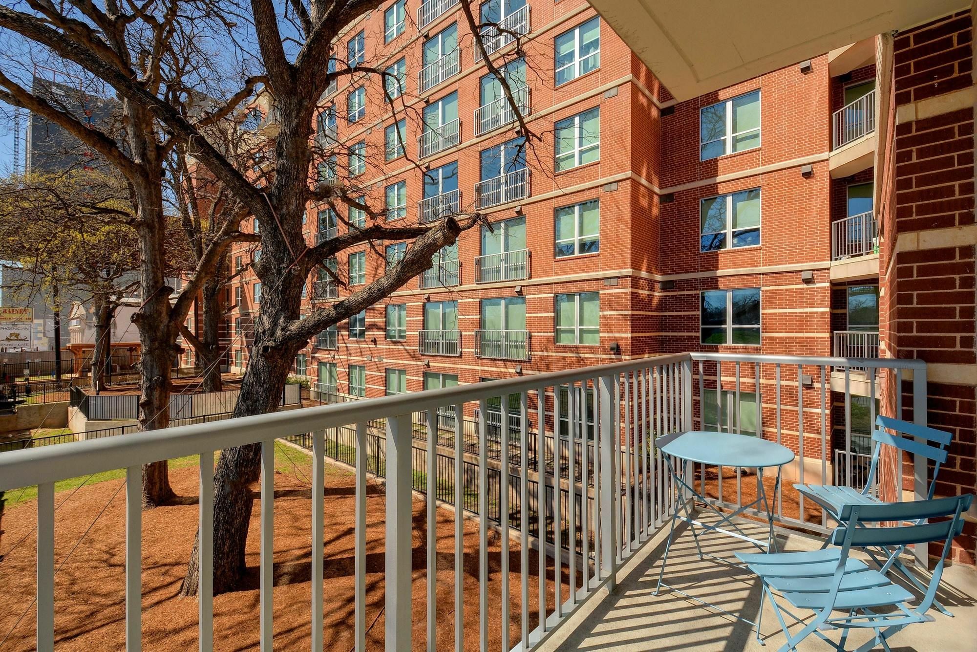 Апартаменти Locale Austin - Rainey Street Екстер'єр фото